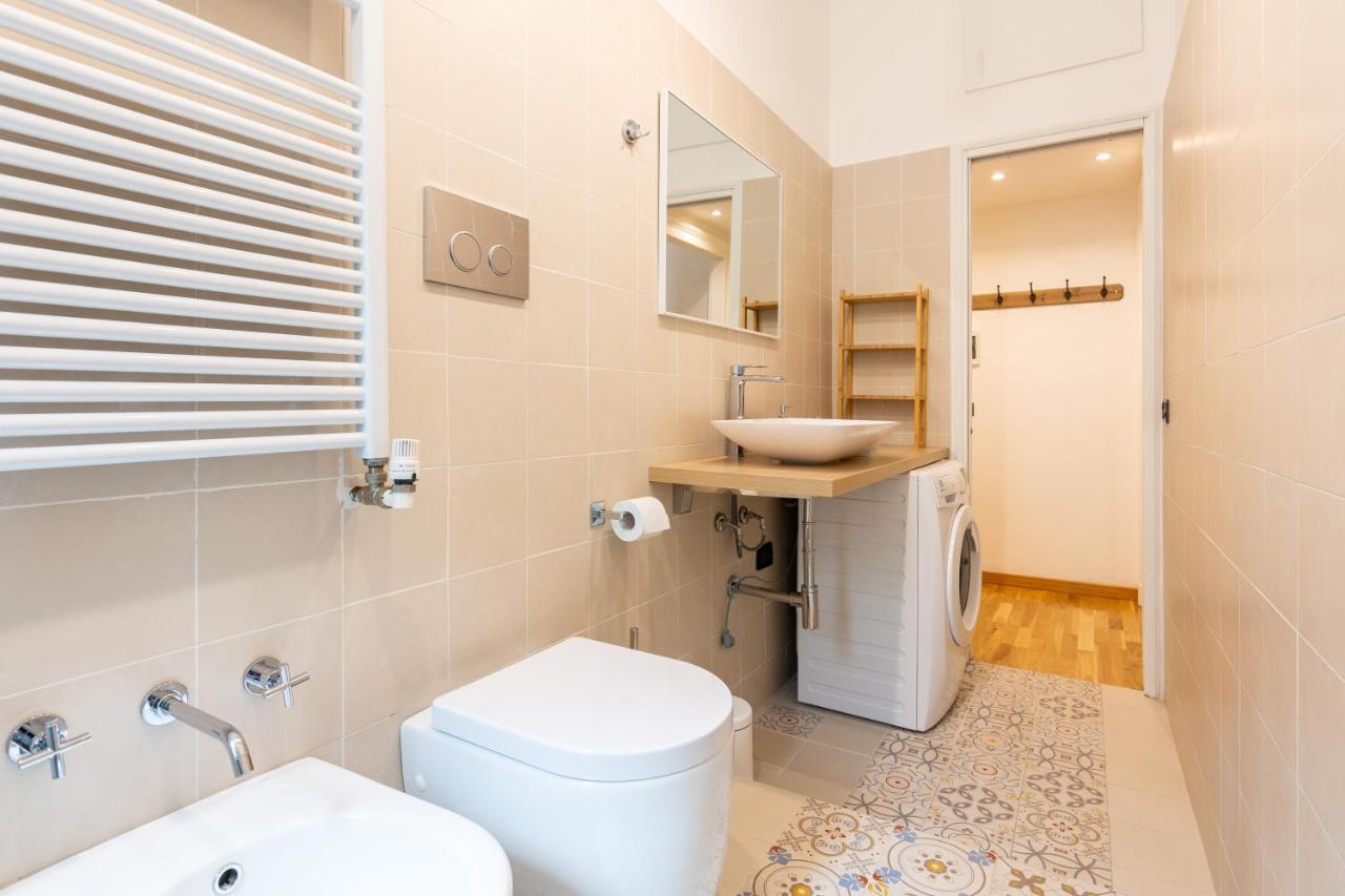 Italianflat - Solari Apartment Милано Екстериор снимка